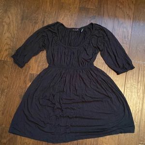 New York & Company. Black 3/4 Sleeve Stretch Dress. Size Medium